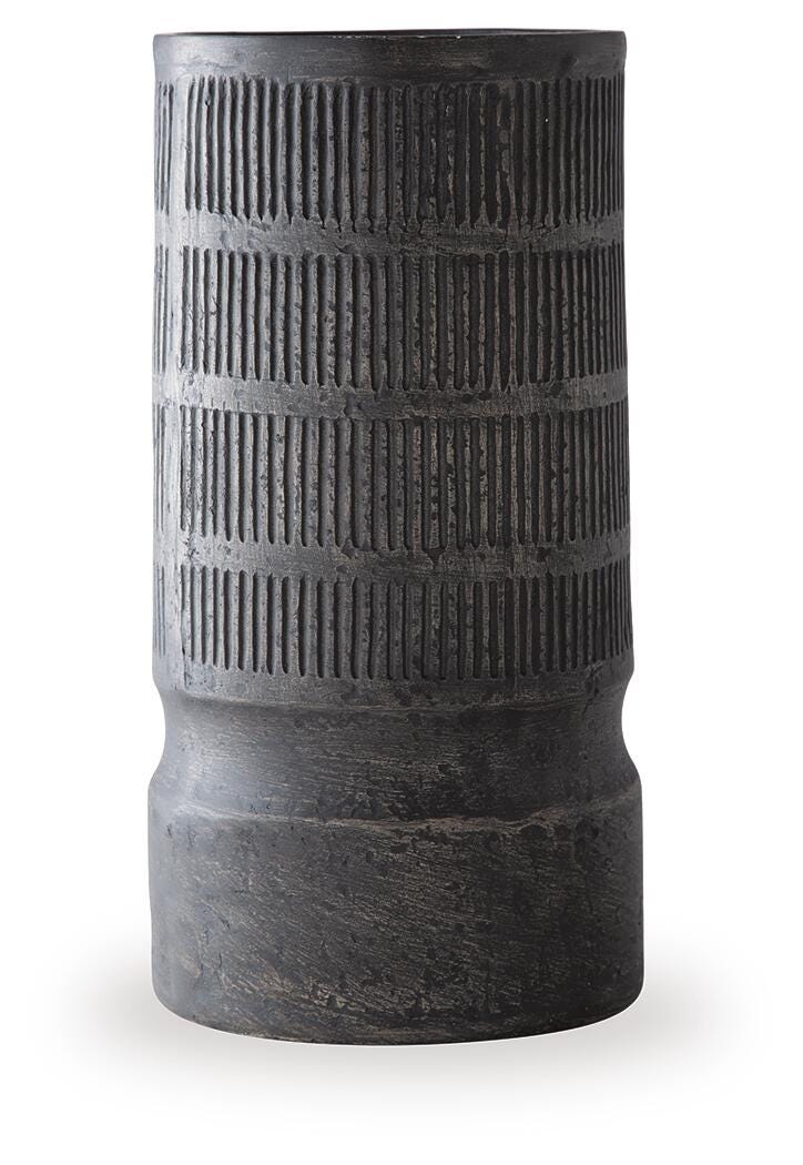 Beninworth Vases