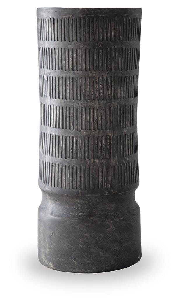 Beninworth Vases