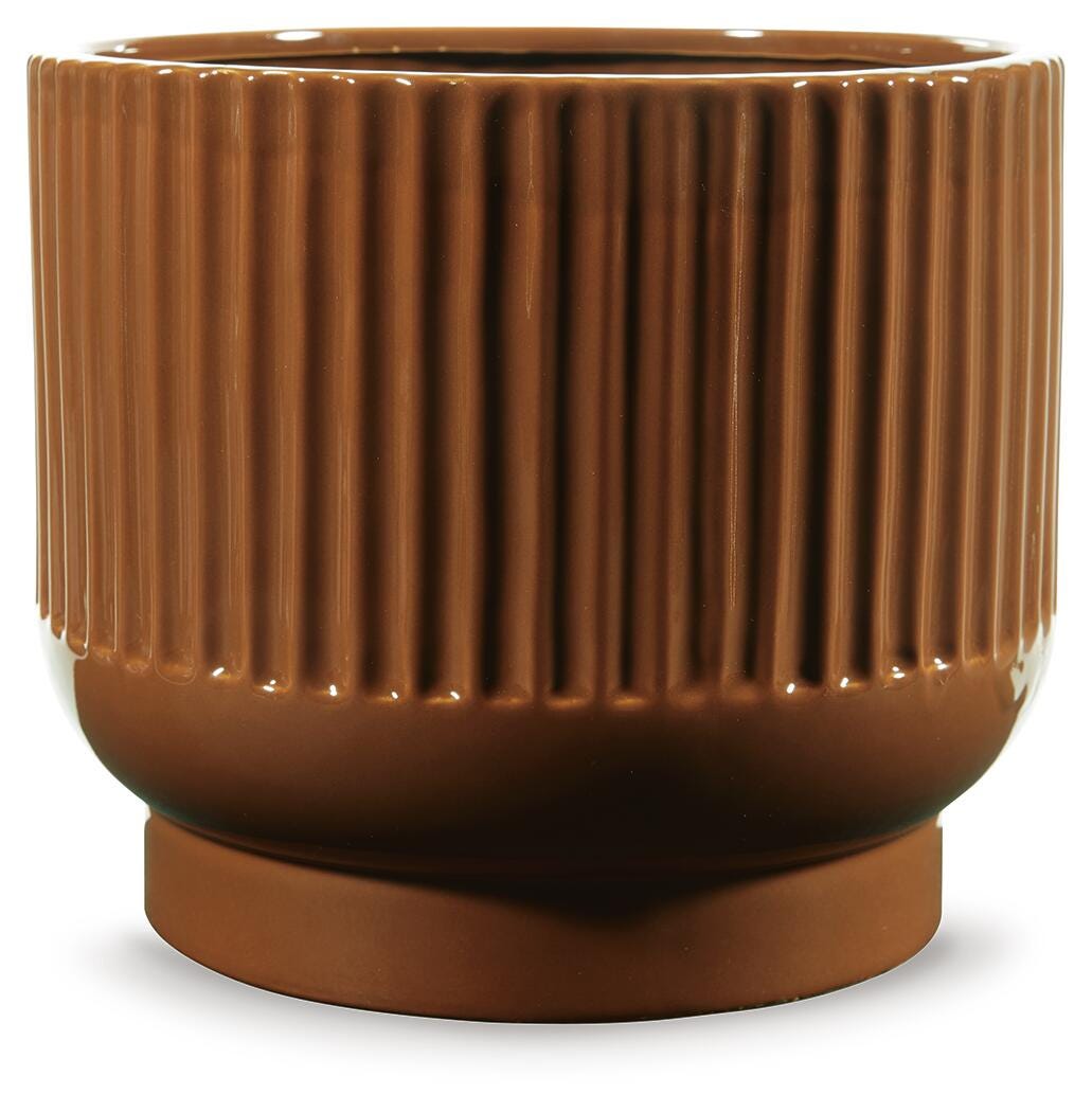 Avalyah Vases