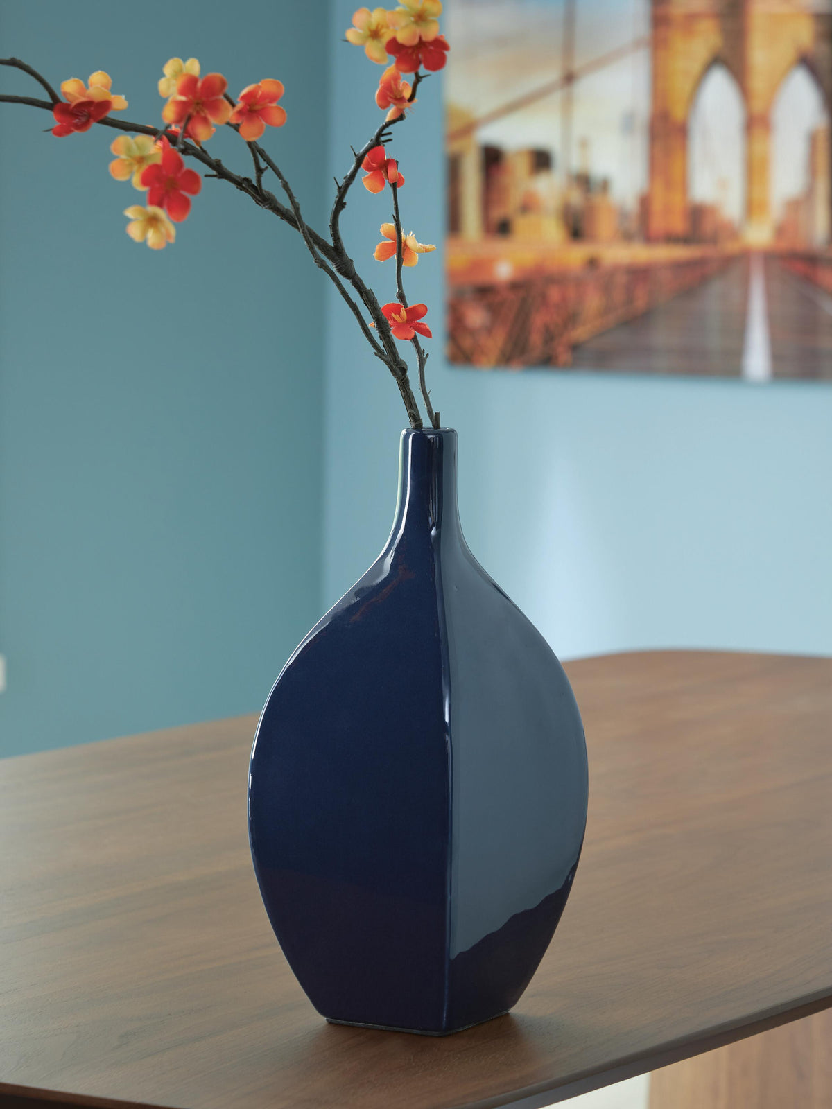 Abtinson Vases
