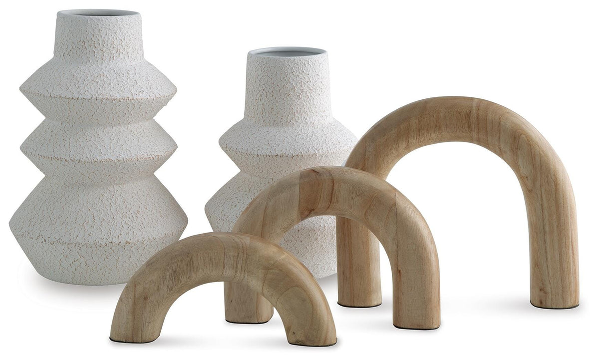 Maddwarth Home Accent Sets