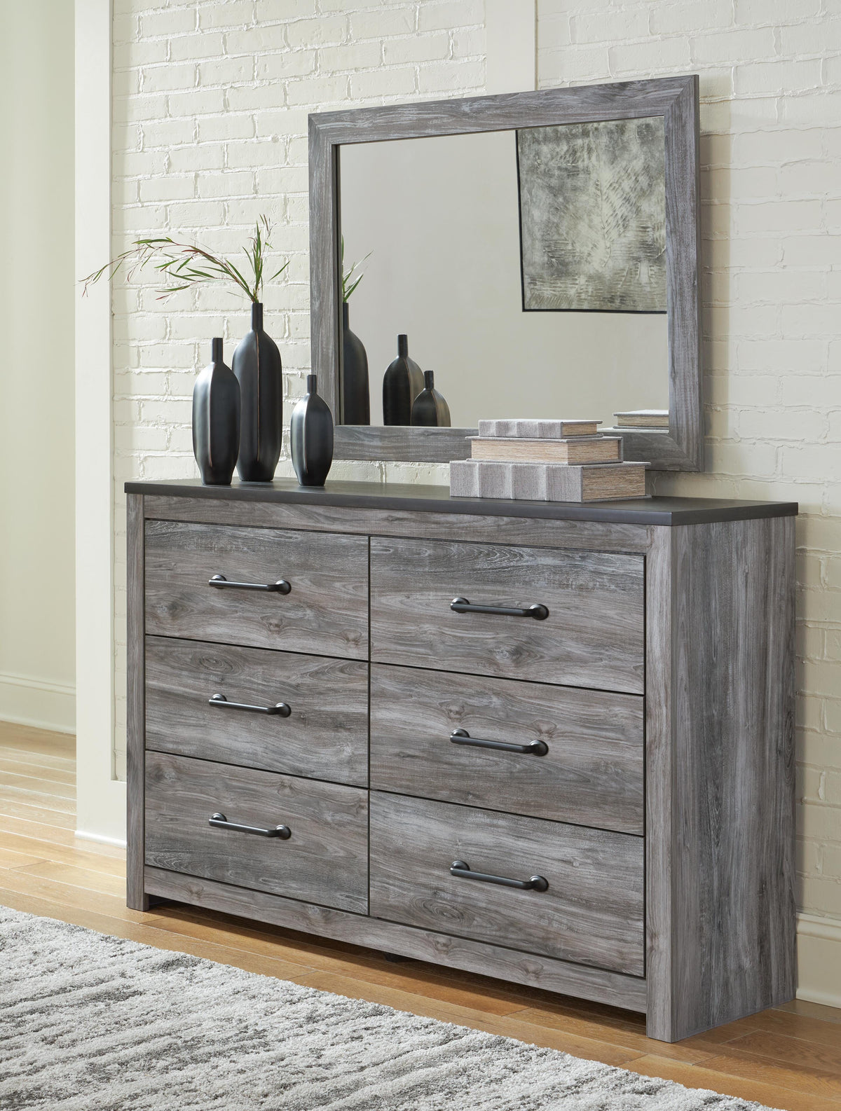 Bronyan Dresser with Mirrors