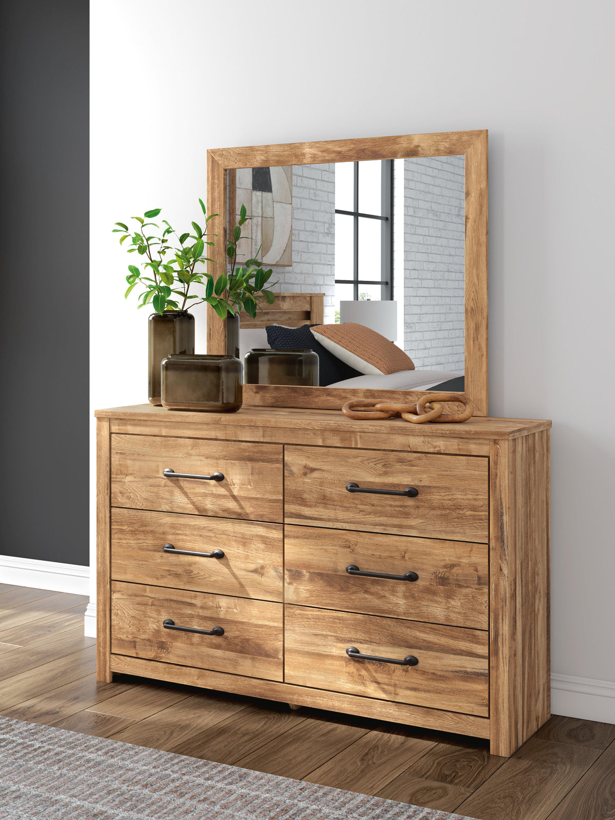 Maystonna Dresser with Mirrors