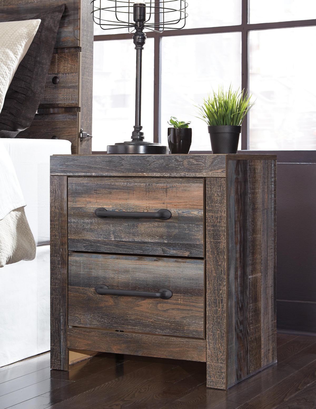 Drystan Nightstands
