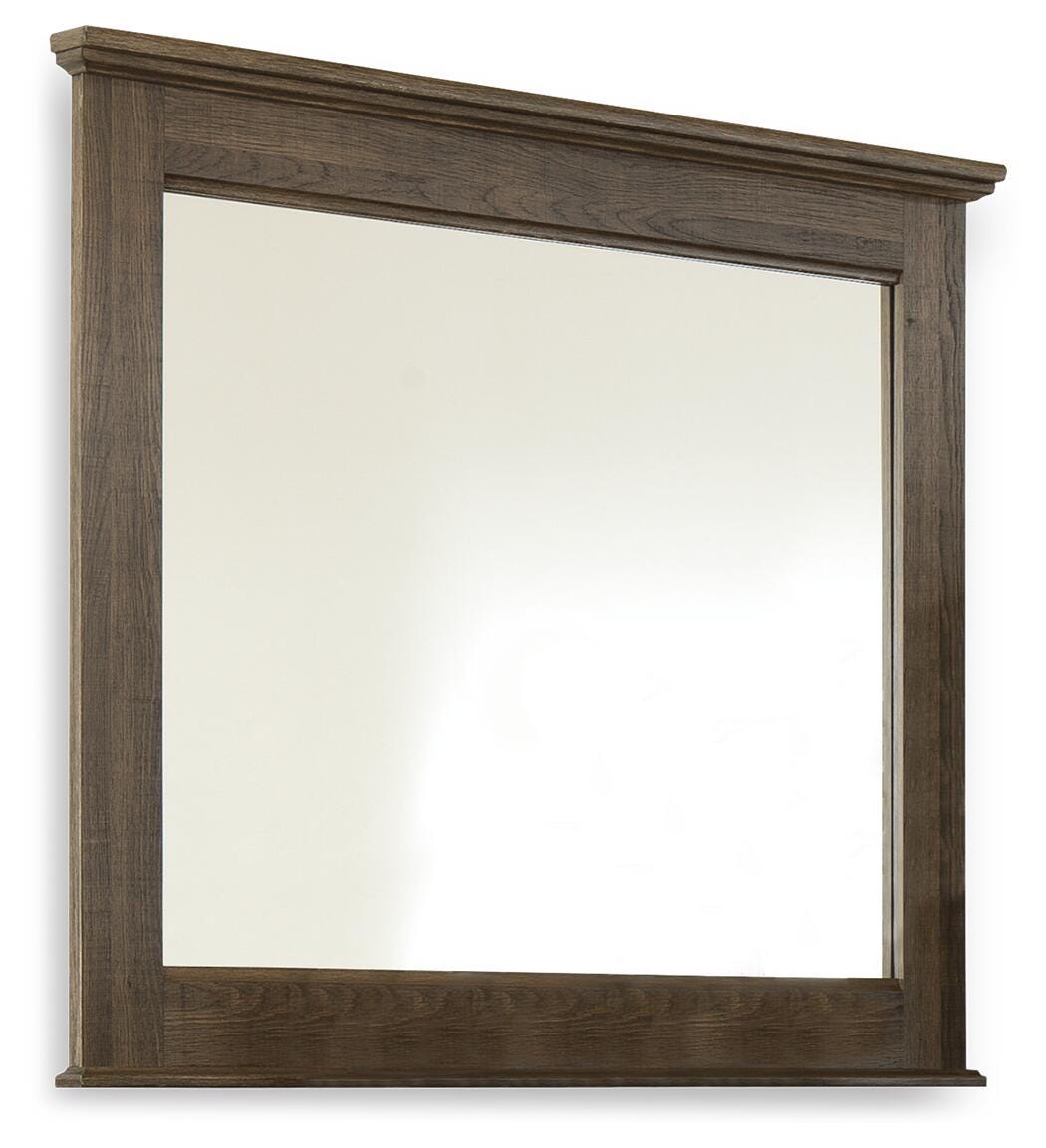 Juararo Dresser with Mirrors