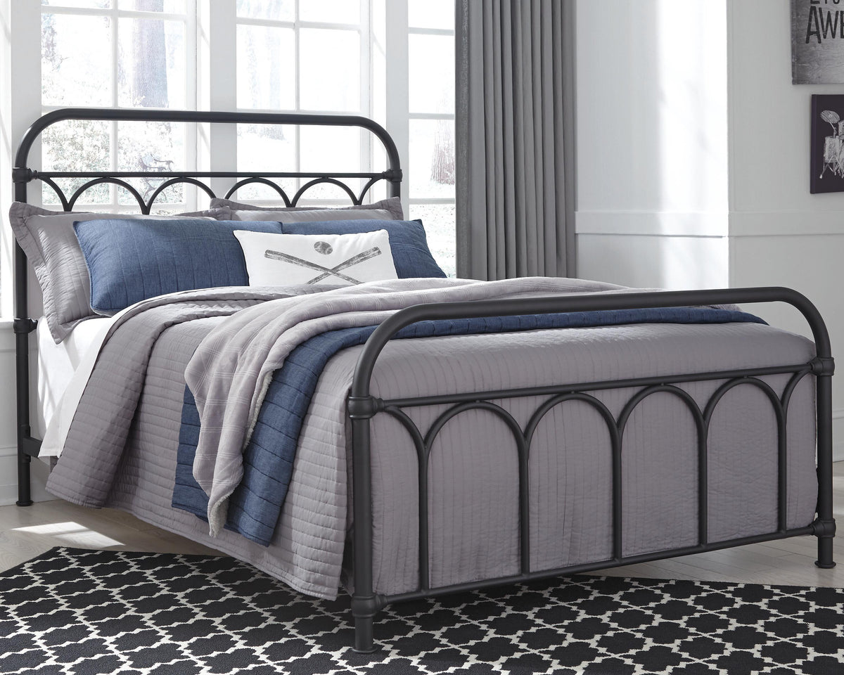 Nashburg Bed by Ashley - image 5