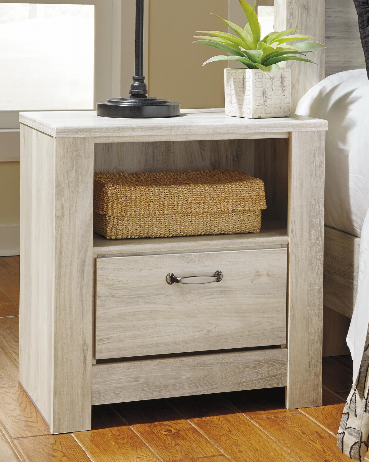 Bellaby Nightstands