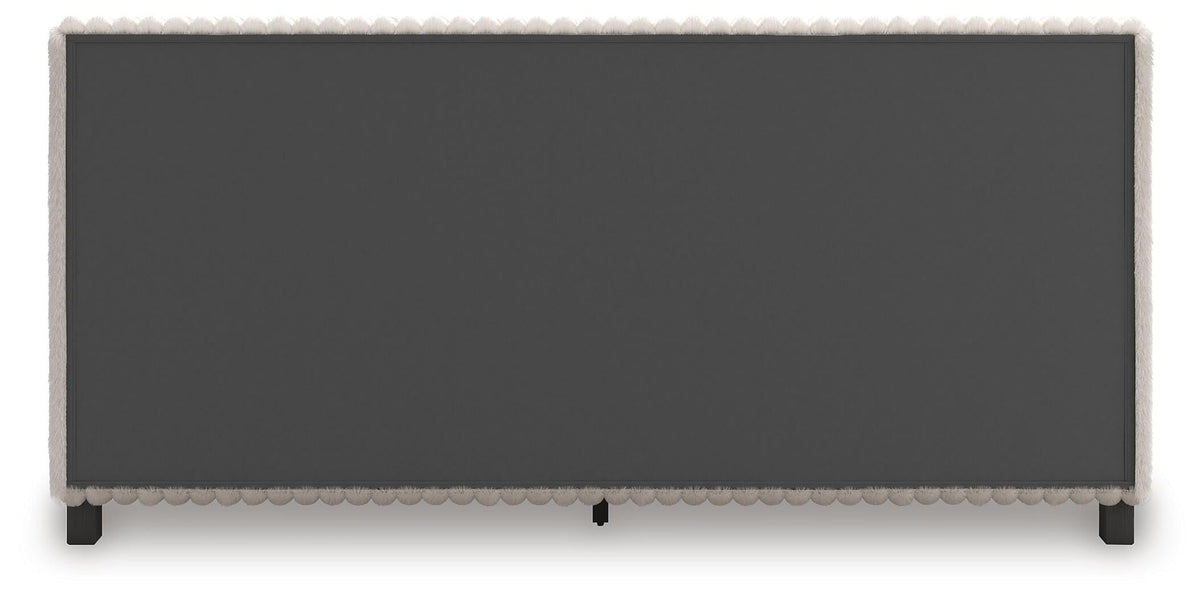 Zuraleus Bedroom Sets