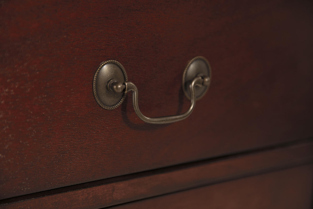Alisdair Nightstands