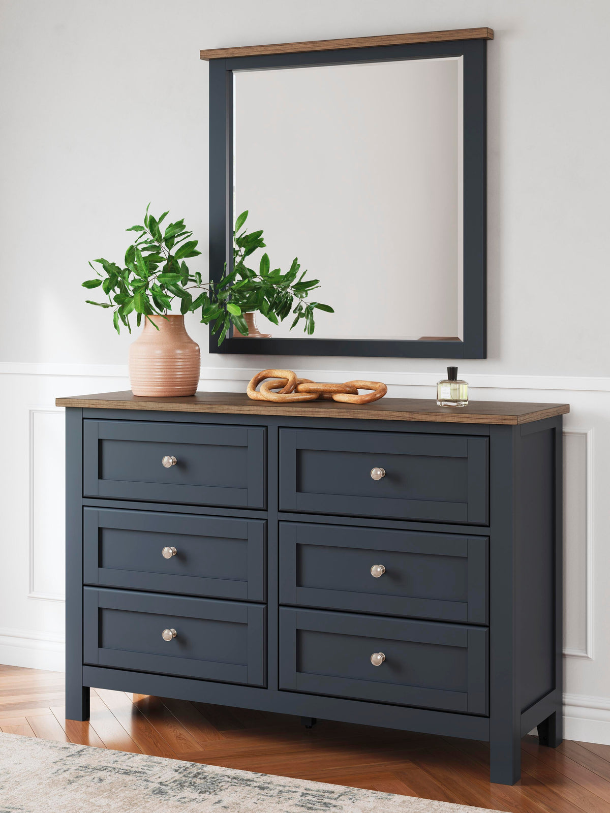 Landocken Dresser with Mirrors