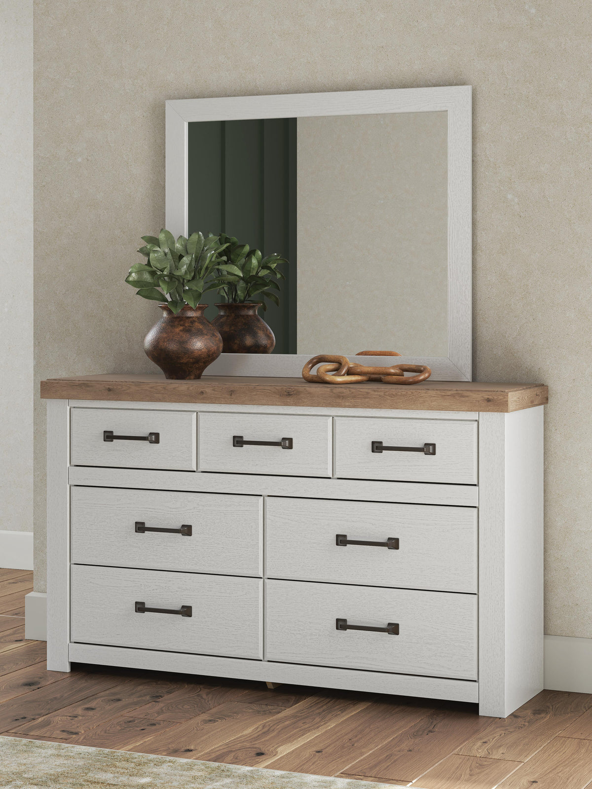 Savonport Dresser with Mirrors