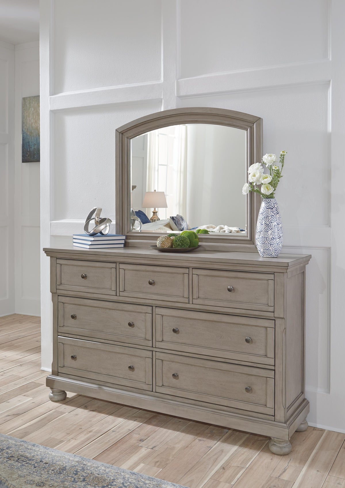 Lettner Dresser with Mirrors