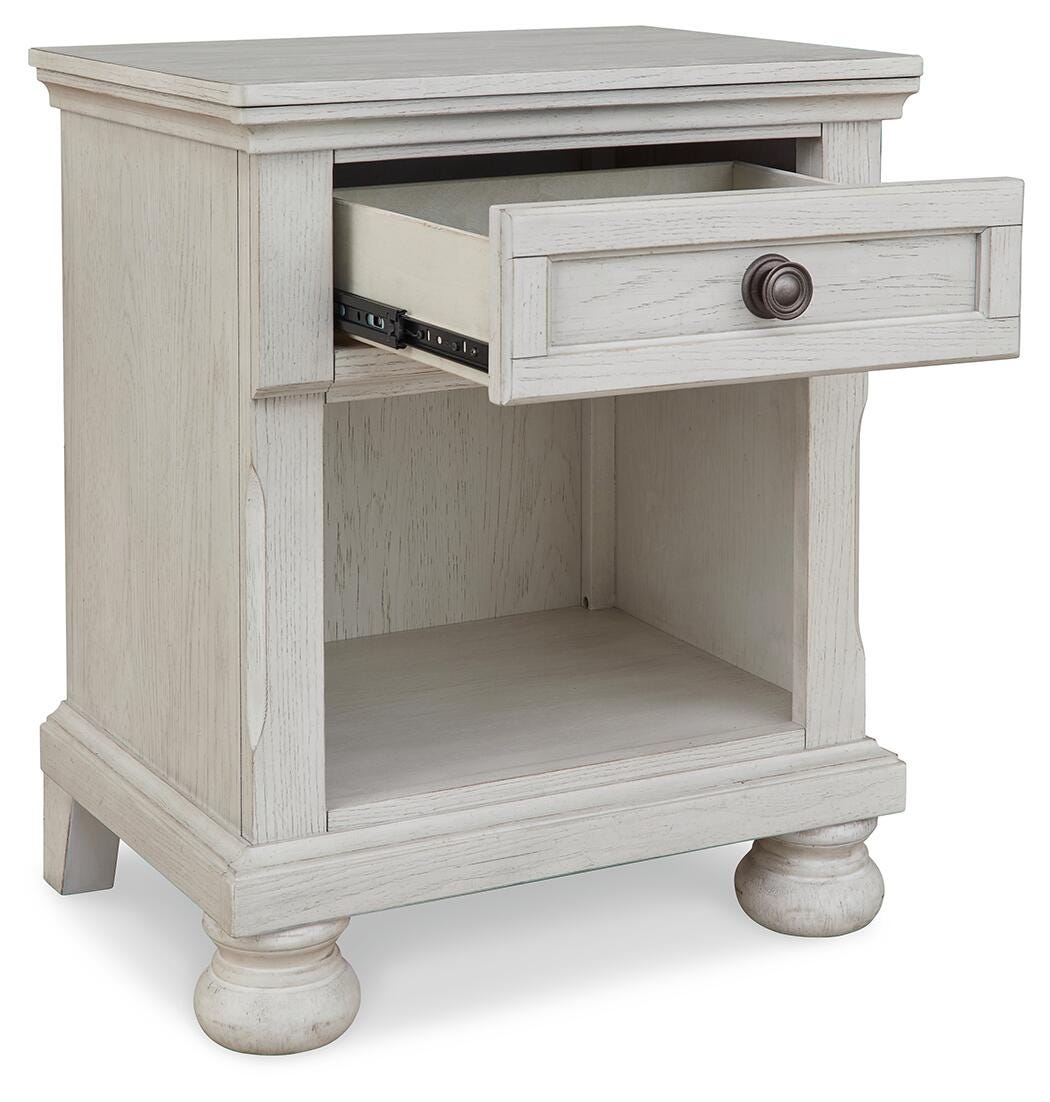 Robbinsdale Nightstands