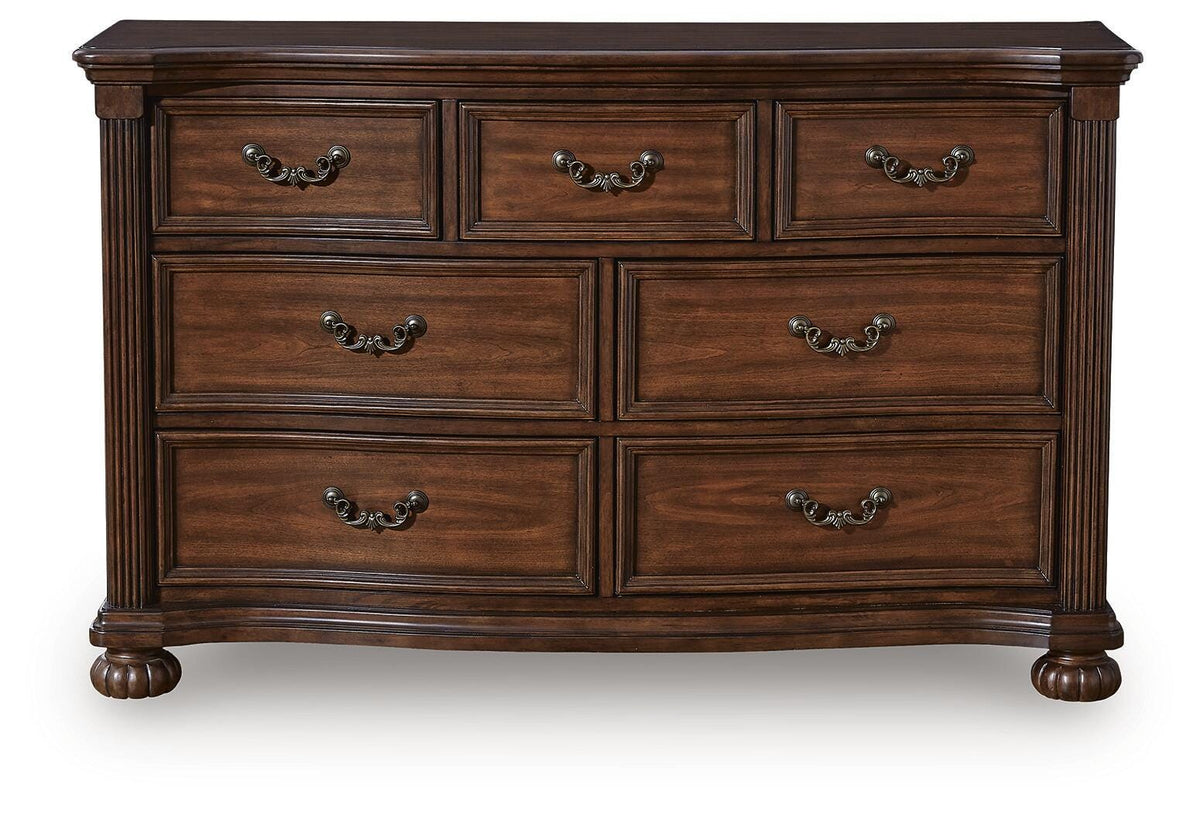 Lavinton Dresser by Ashley - image 4