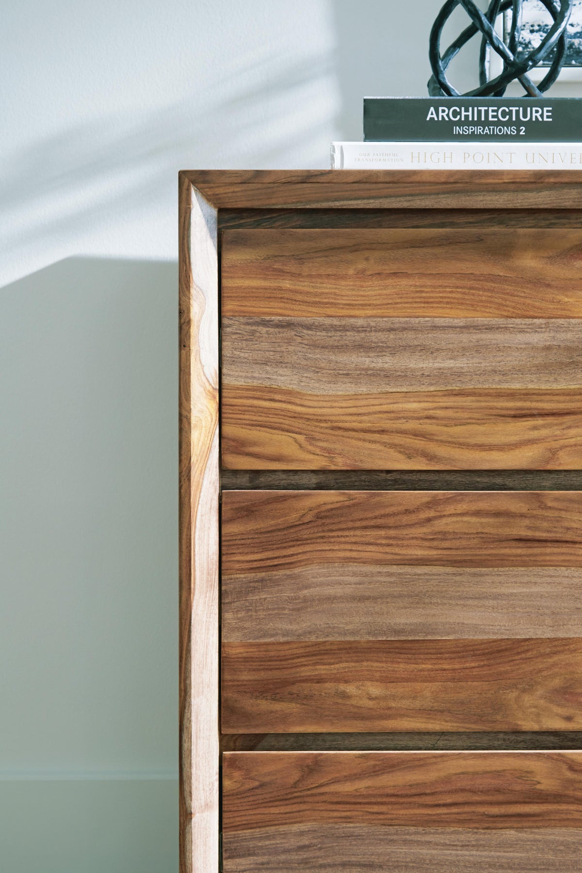 Dressonni Dresser with Mirrors