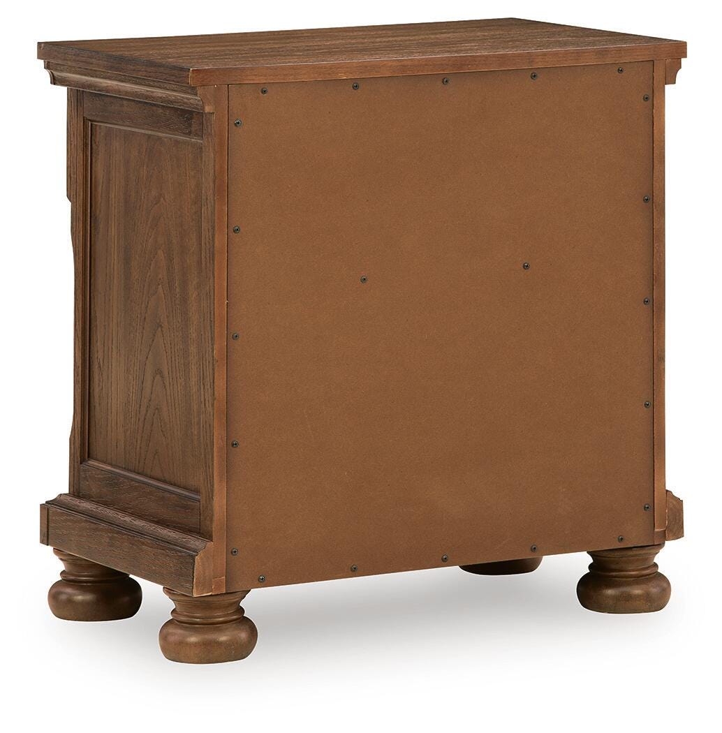 Zackaryn Nightstands