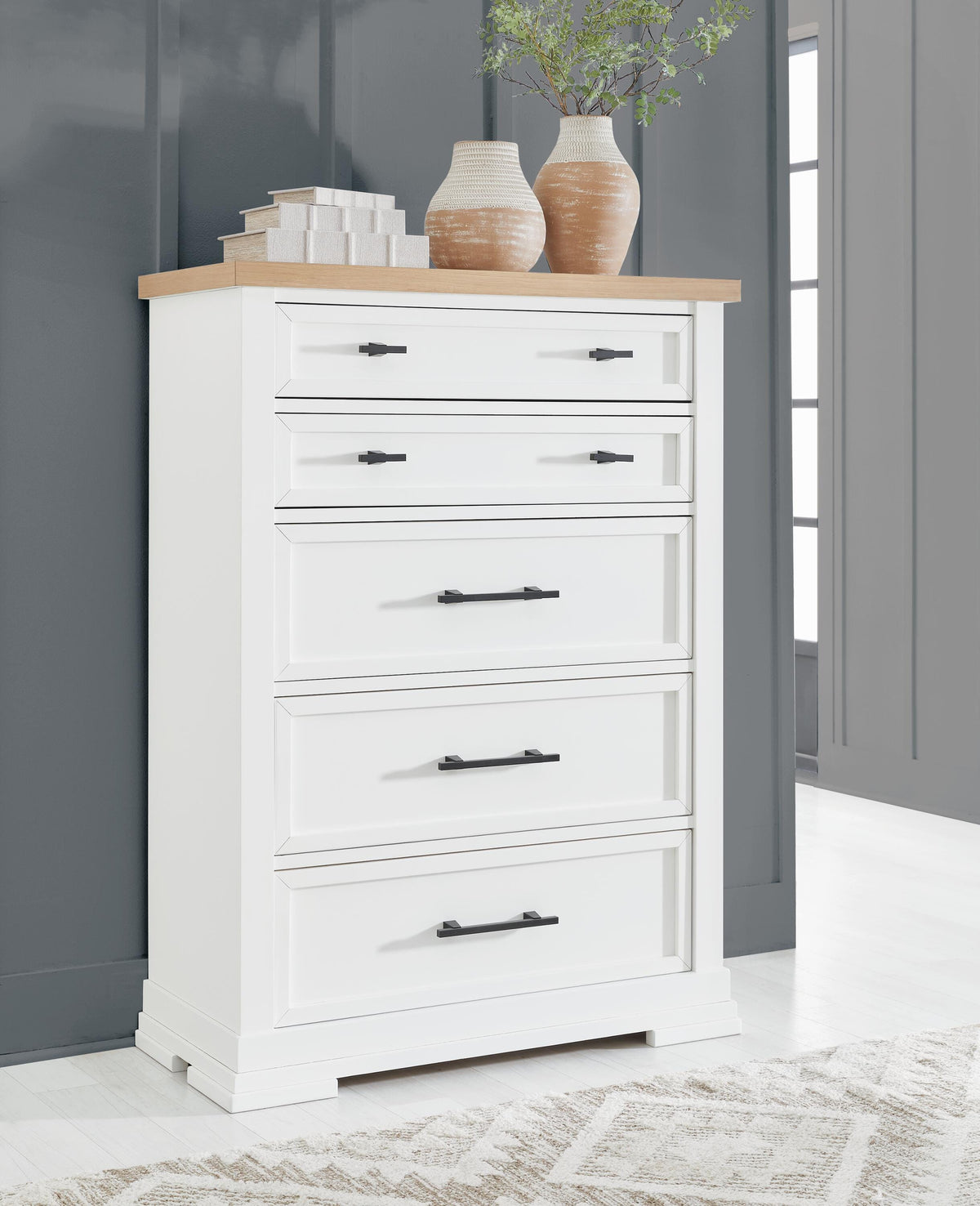 Ashbryn Chests