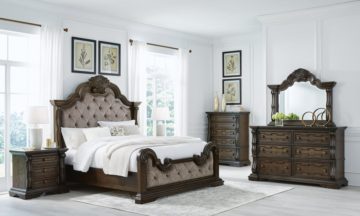 Maylee Bedroom Sets