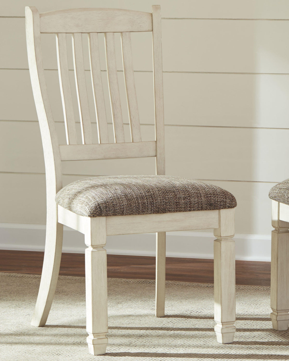 Bolanburg Side Chairs (Set of 2)