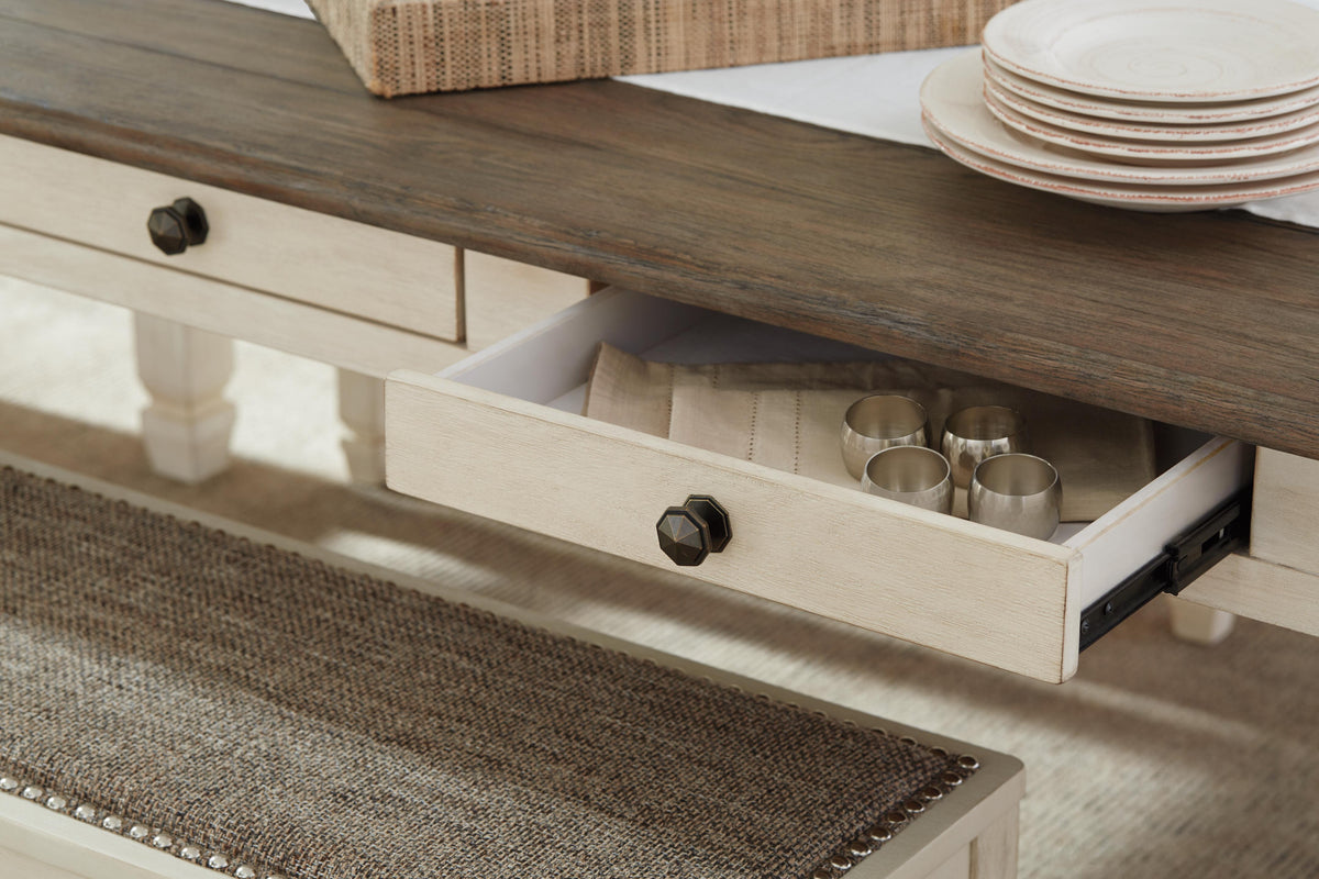 Bolanburg Dining Tables