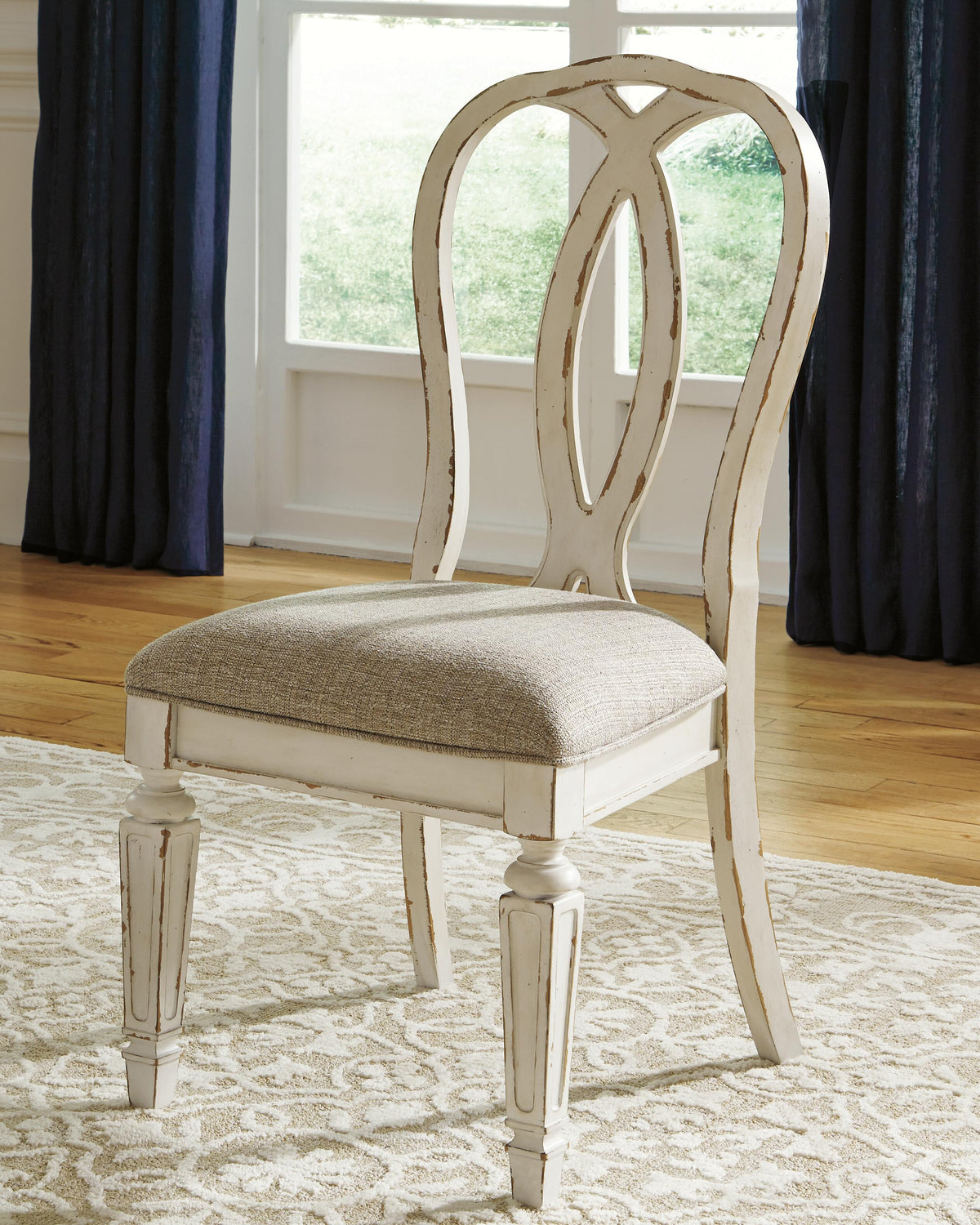 Realyn Side Chairs (Set of 2)