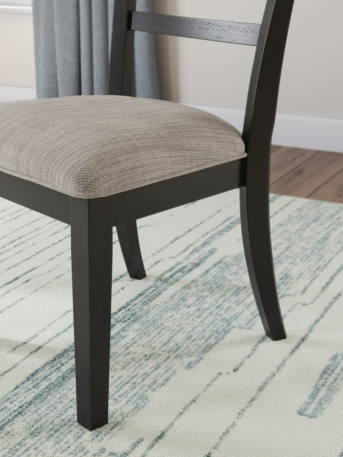 Greddinton Dining Sets