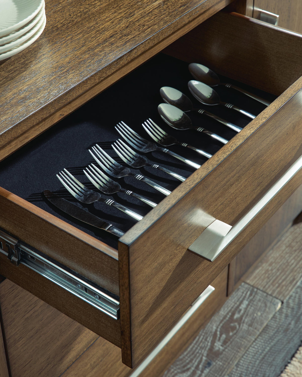 Marxmore Sideboards