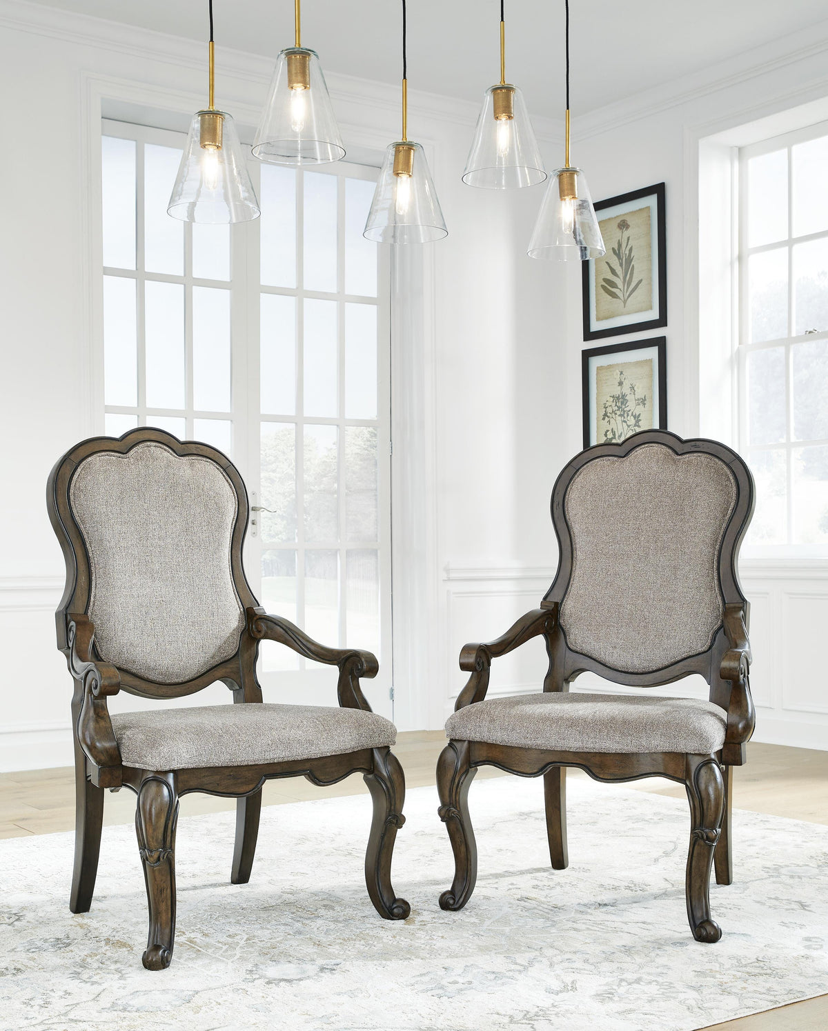 Maylee Side Chairs (Set of 2)