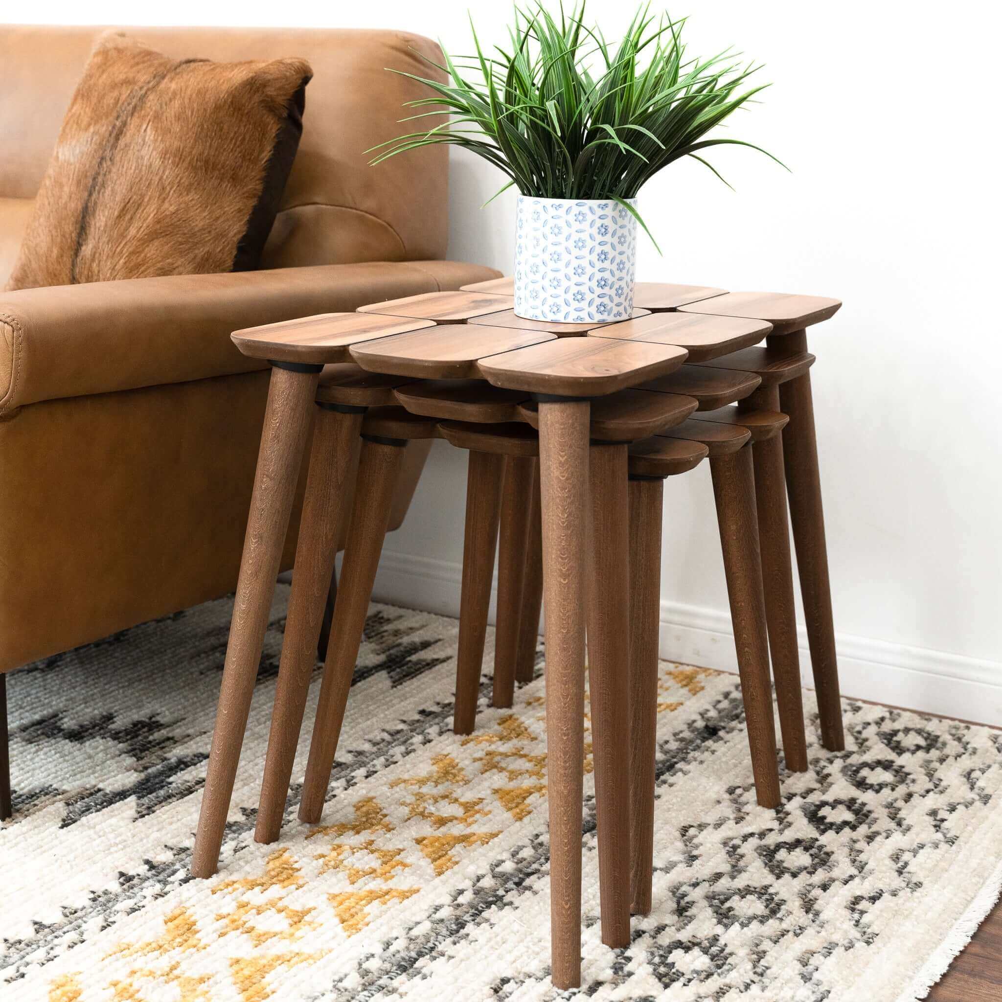 Faxina 3 Pieces Nesting Table