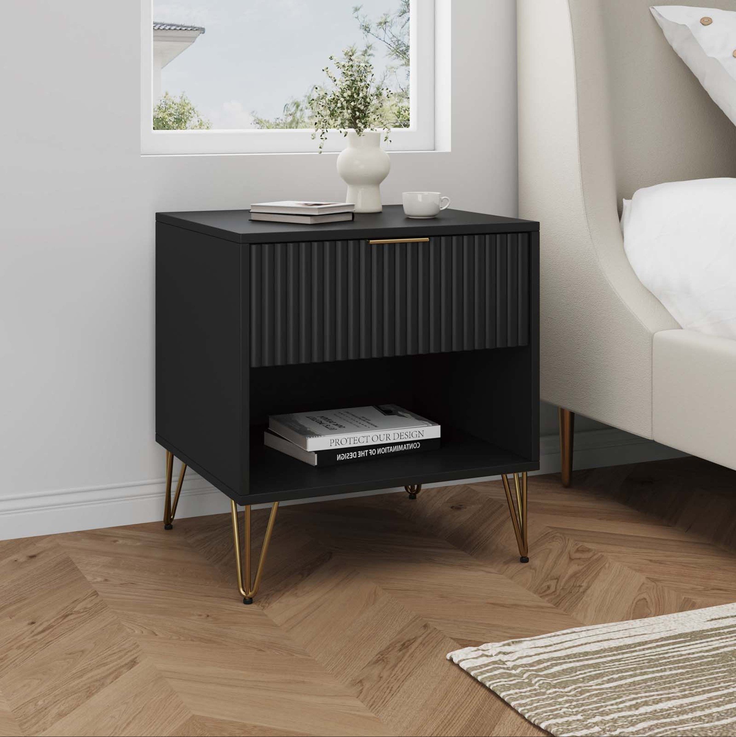 Dumbo Nightstand 1 Drawer - Black