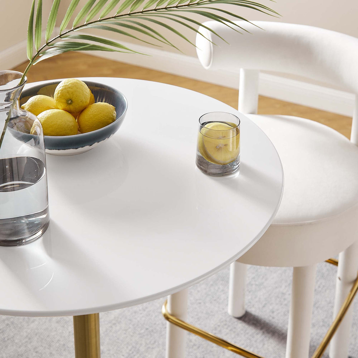 Lippa Round Wood Bar Table