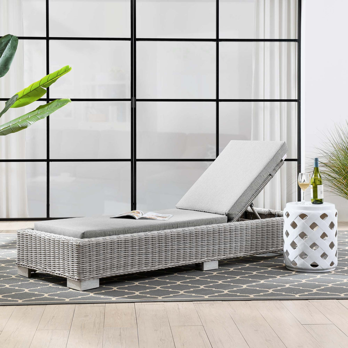 Conway Outdoor Wicker Rattan Chaise Lounge