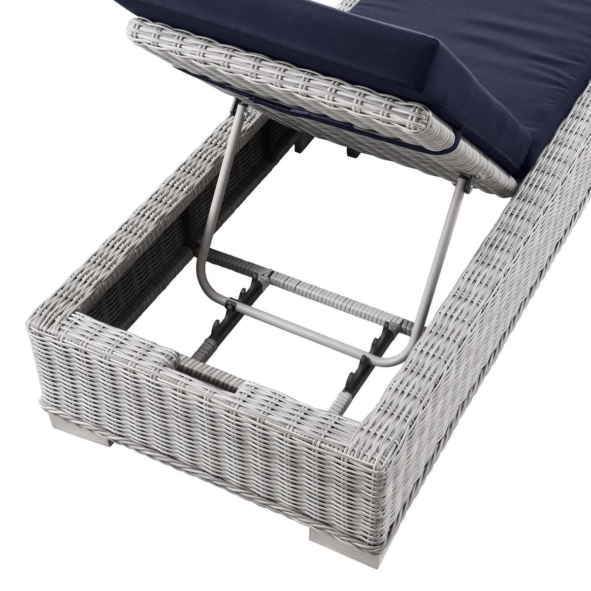 Conway Outdoor Wicker Rattan Chaise Lounge