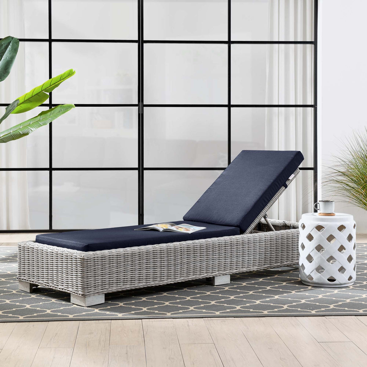 Conway Outdoor Wicker Rattan Chaise Lounge