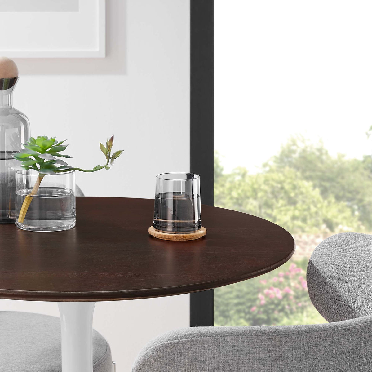 Lippa Round 28" Dining Table