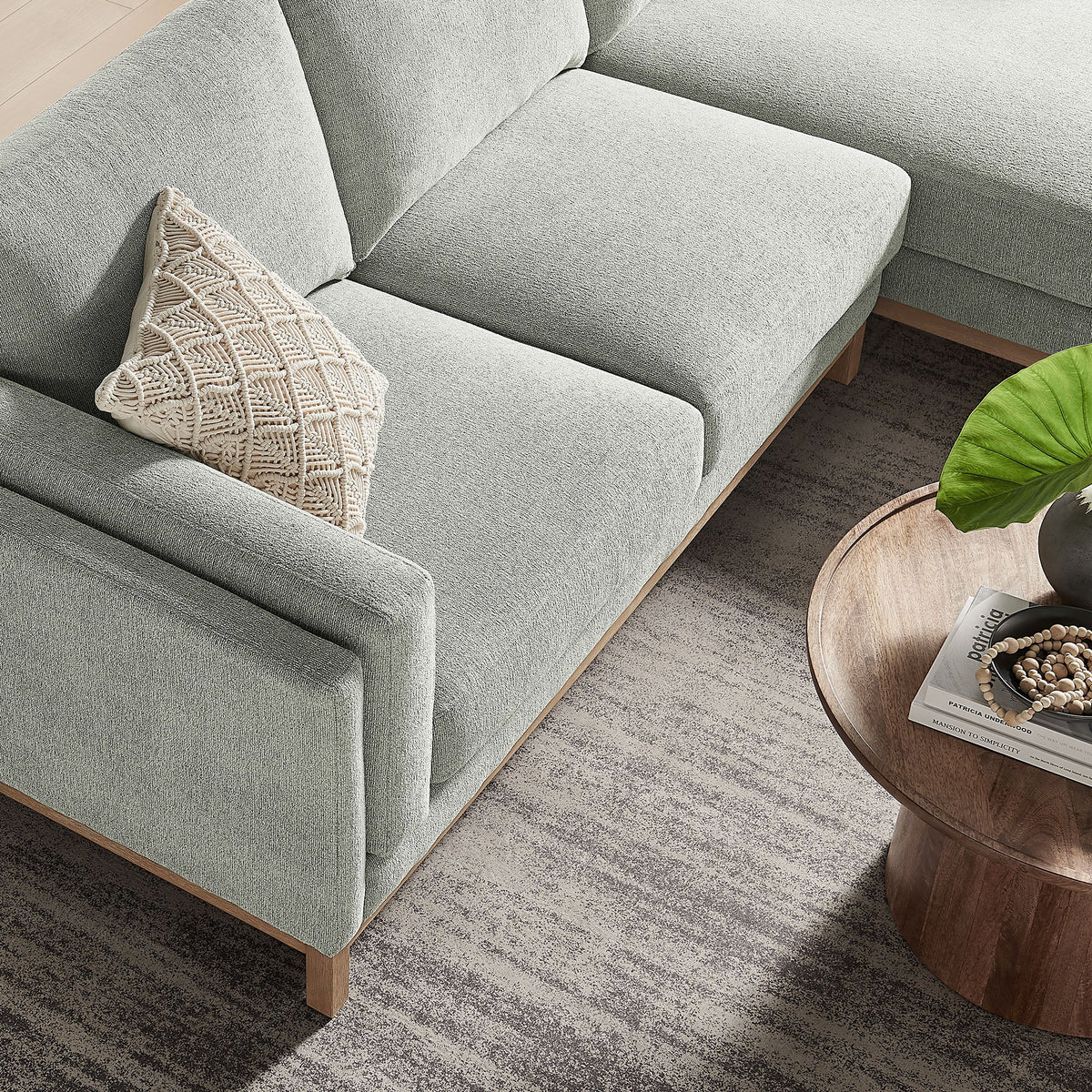 Roscoe Right-Facing Fabric Sectional Sofa with Chaise