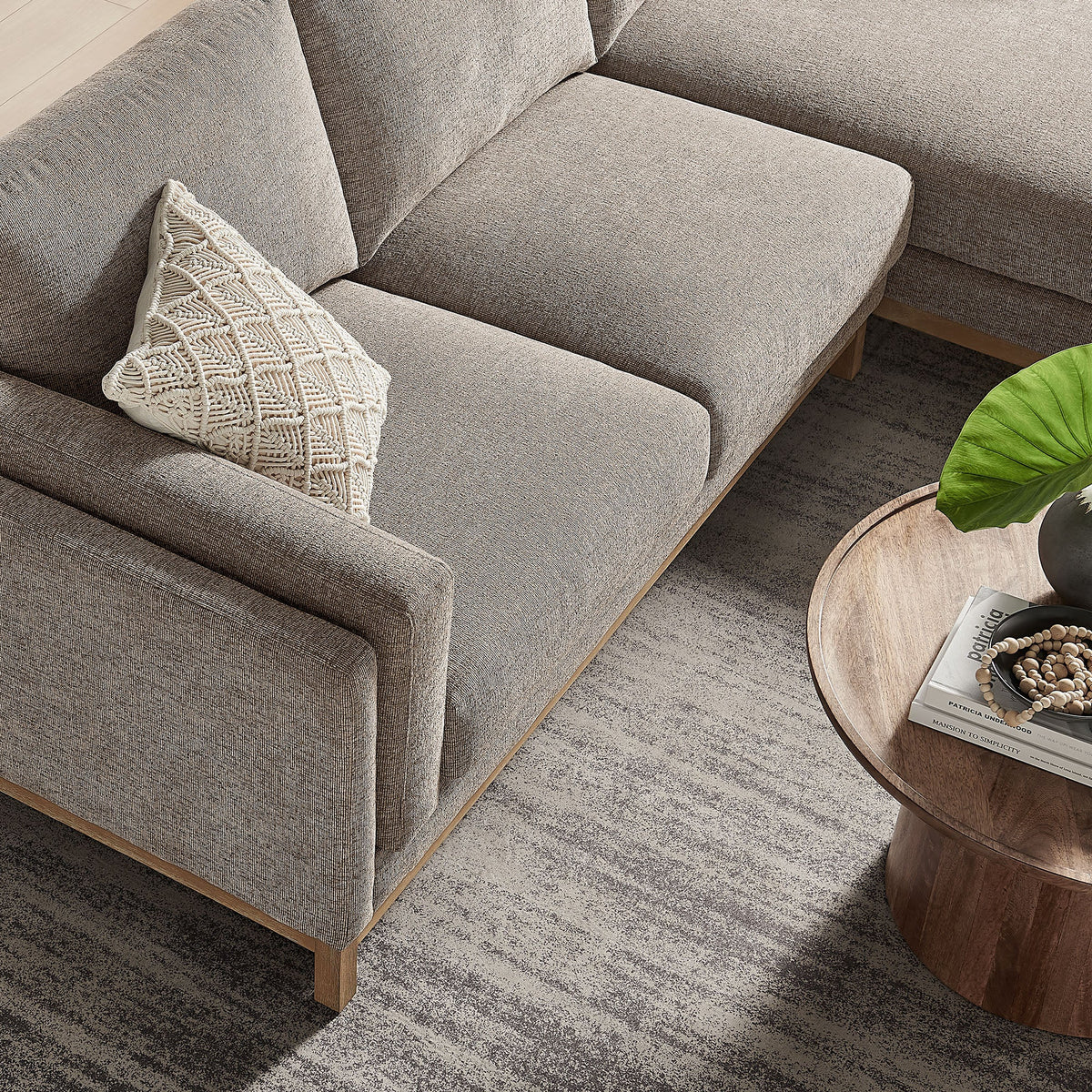 Roscoe Right-Facing Fabric Sectional Sofa with Chaise