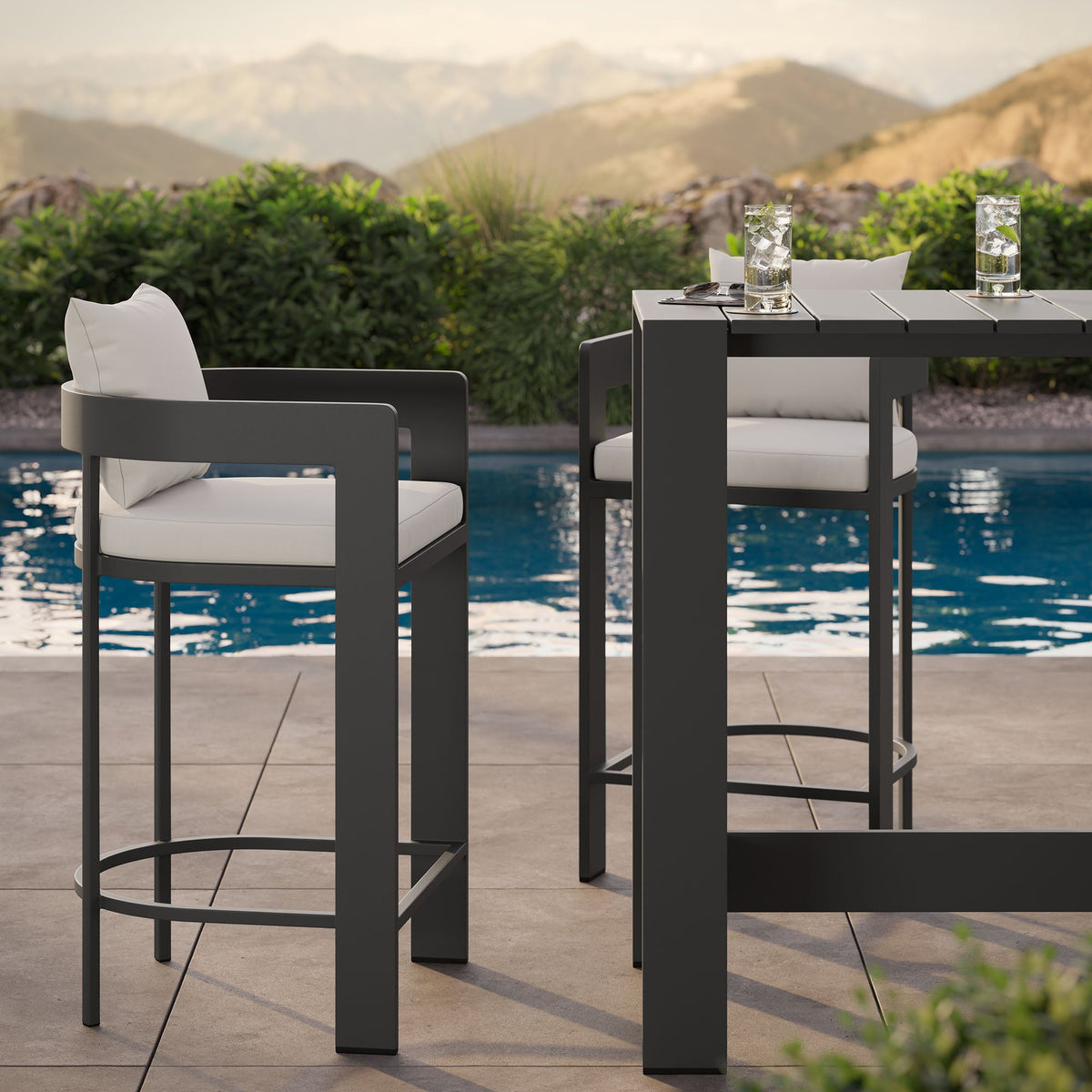 Tahoe 3-Piece Outdoor Aluminum Bar Table Set