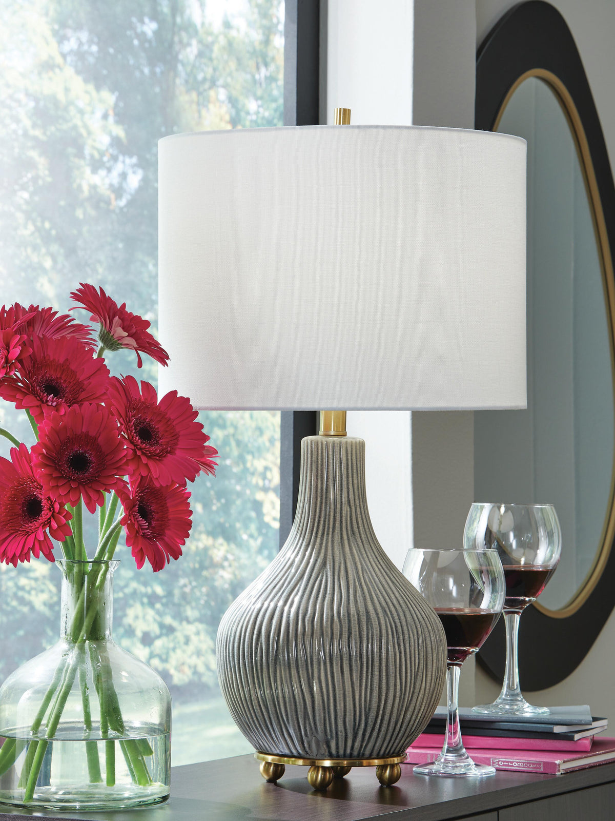 Judlen Table Lamps