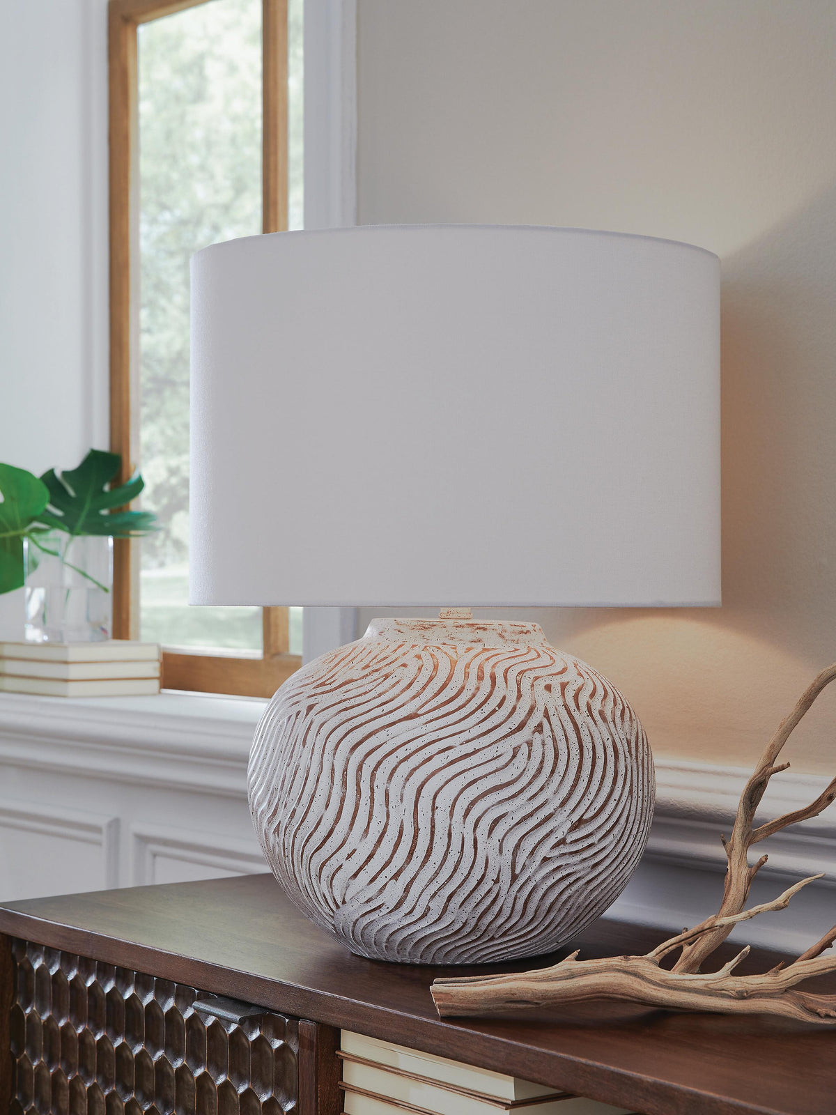 Vien Table Lamps