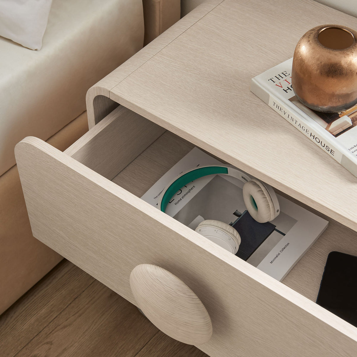 Sonnet 2-Drawer Nightstand