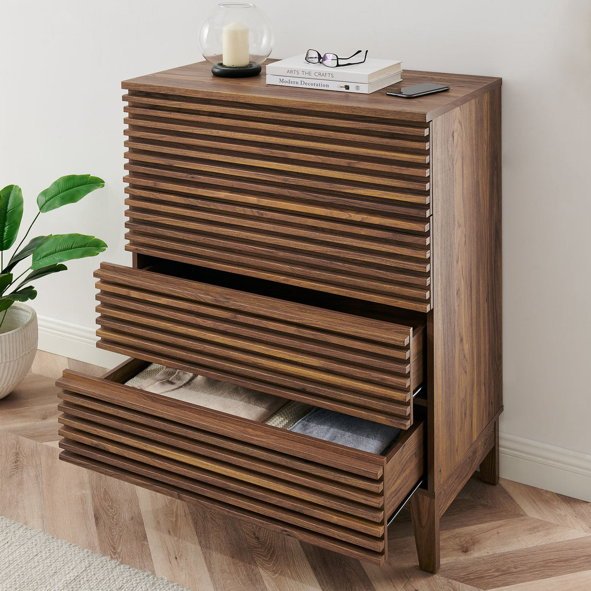Render 4-Drawer Chest - view 5