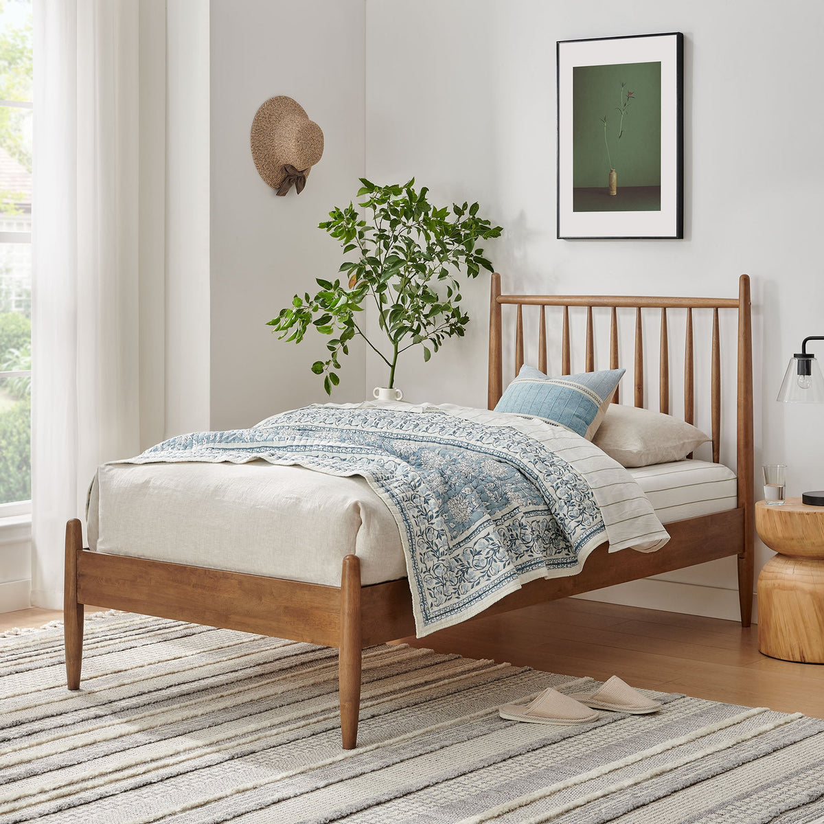 Zane Spindle Bed