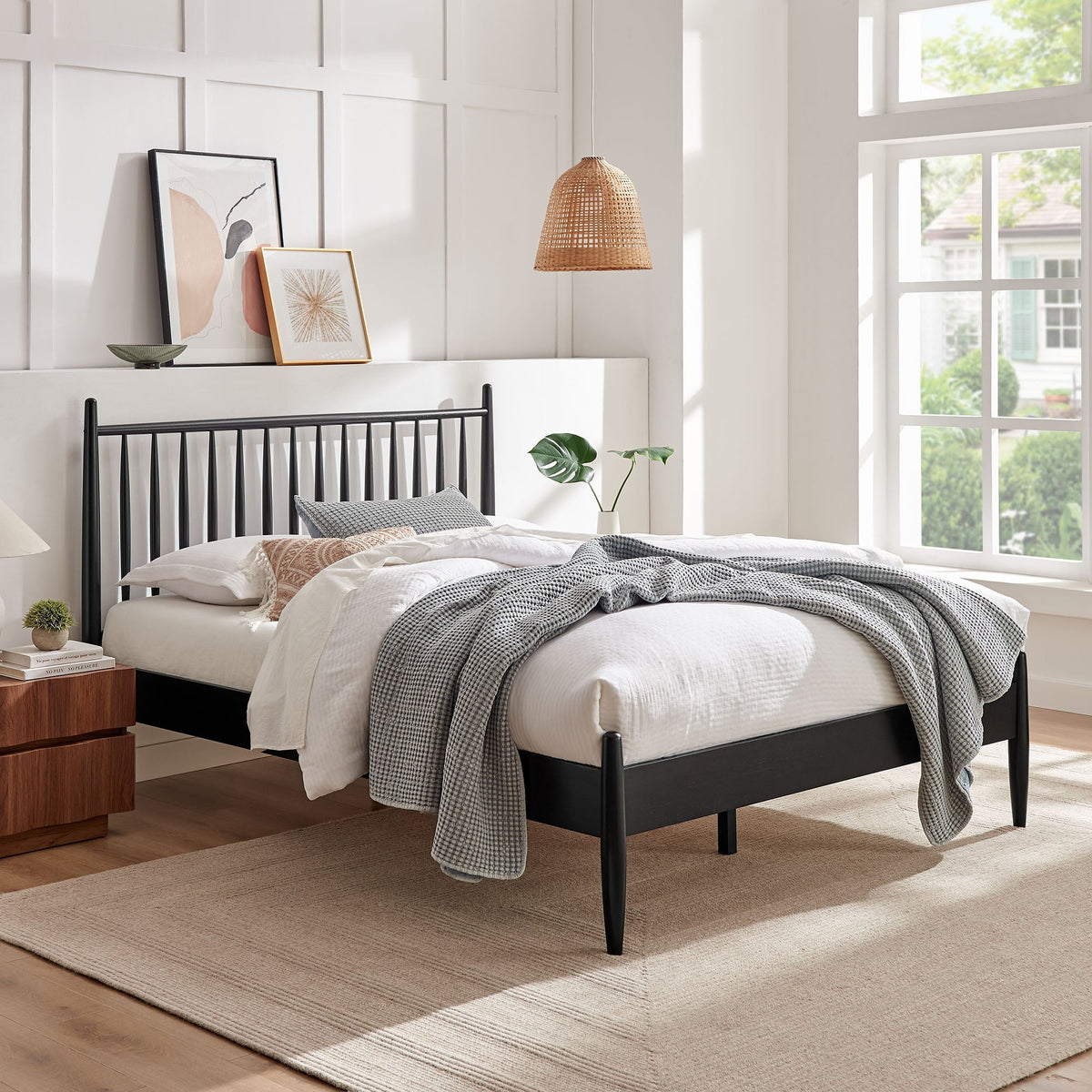 Zane Spindle Bed