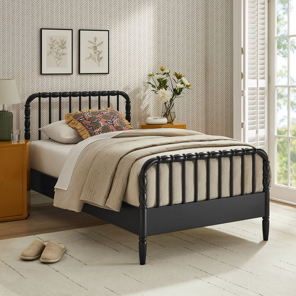Arlette Wood Spindle Bed Frame