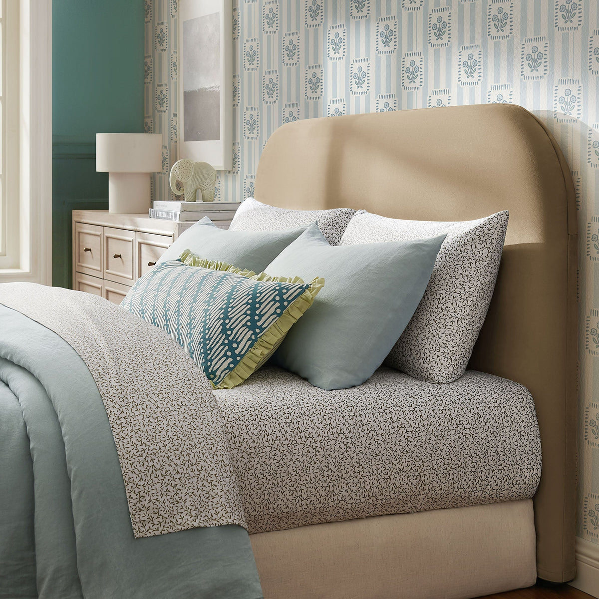 Keynote Full Size Stain-Resistant Performance Velvet Headboard