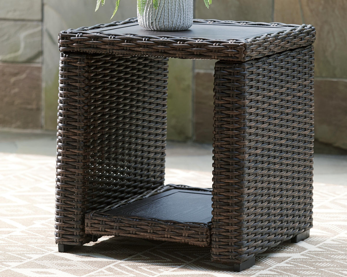 Grasson End & Side Tables