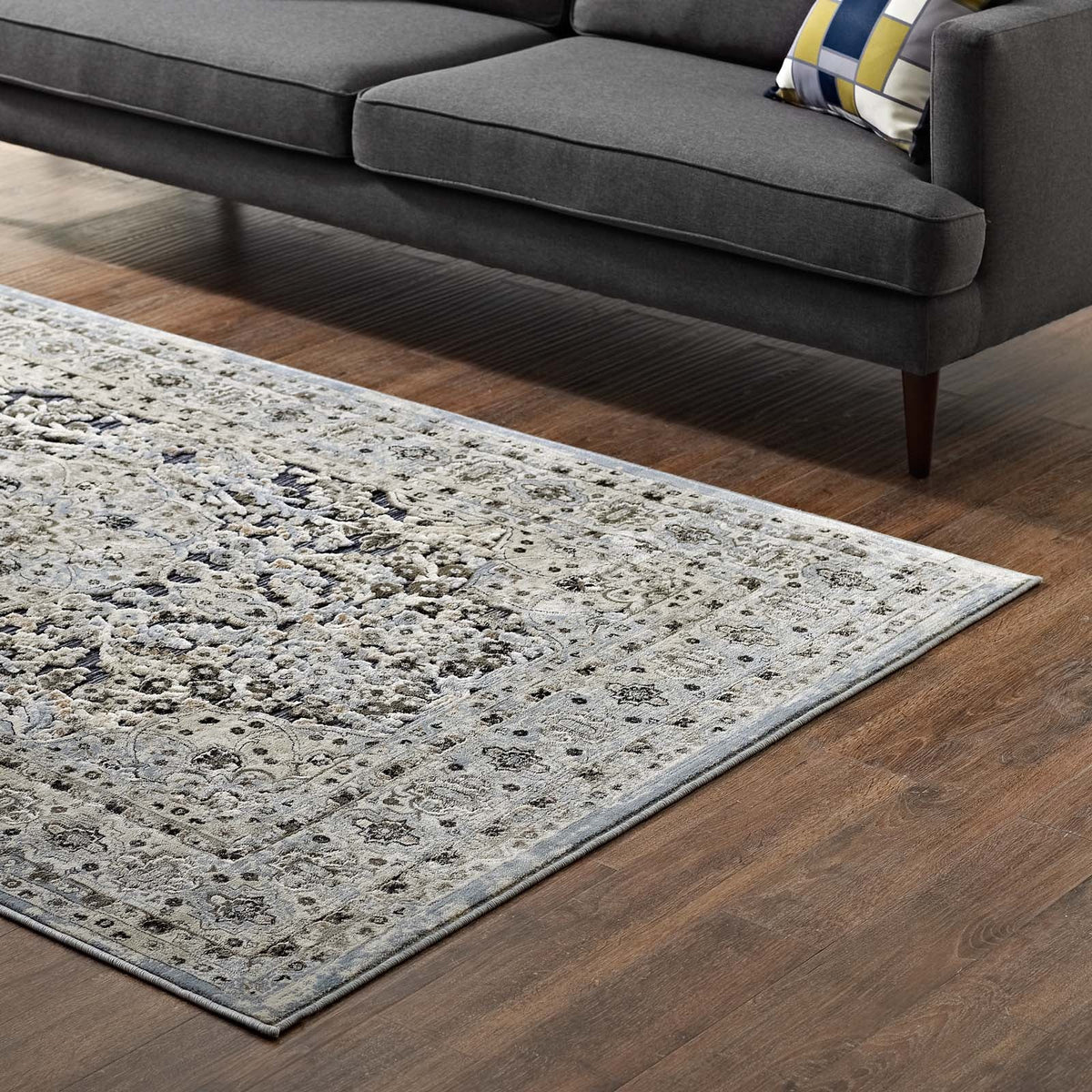 Elqenna Ornate Vintage Floral Turkish Area Rug