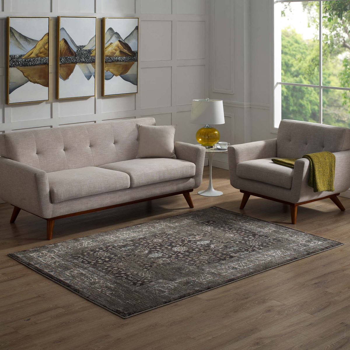 Berit Distressed Vintage Floral Lattice Area Rug