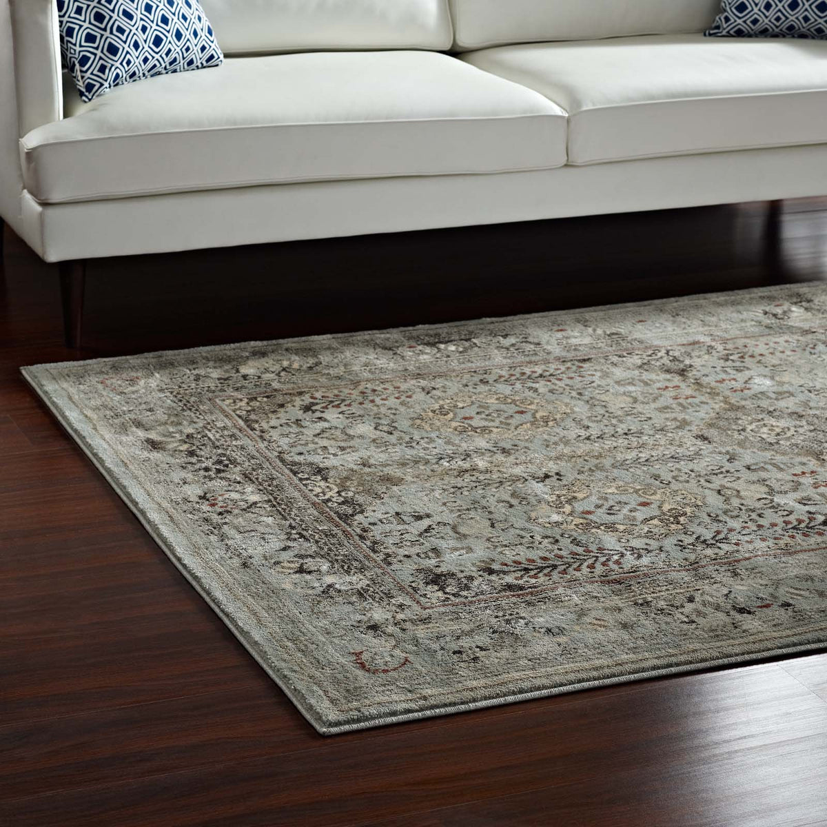 Enye Distressed Vintage Floral Lattice Area Rug